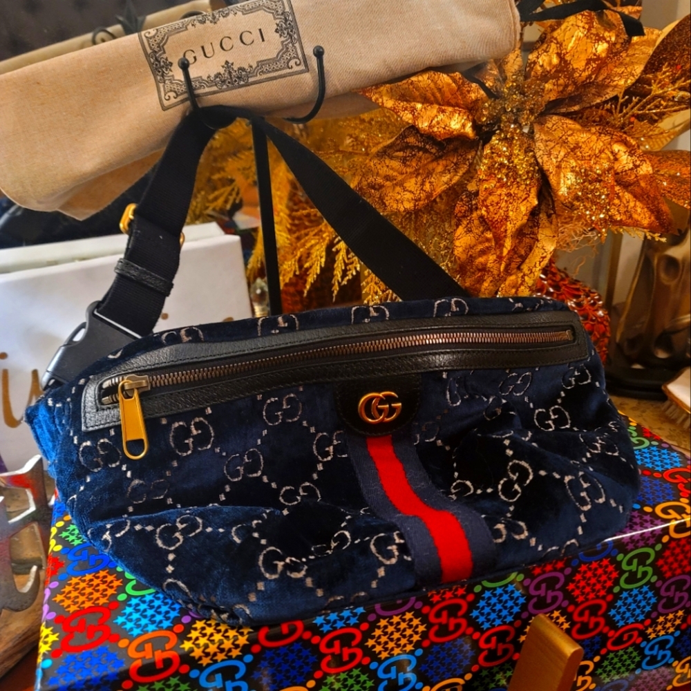 Authentic Gucci fanny pack New Without Tags